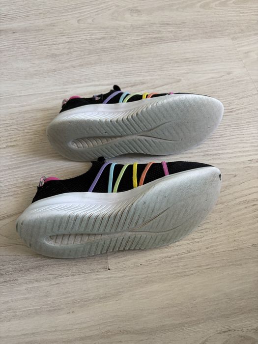 Slip-on Skechers marime 33