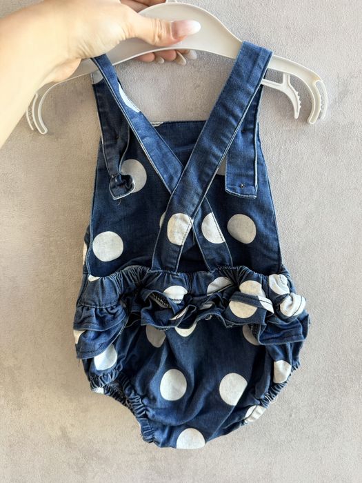 Продам комбинезон джинсовый Новый