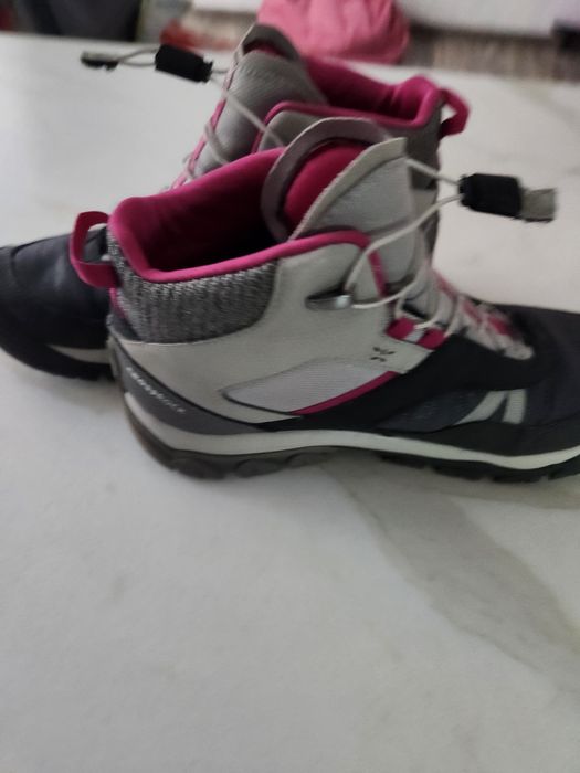 Детски зимни боти