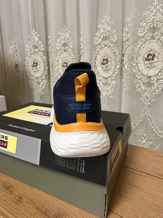 Skechers 40 razmer