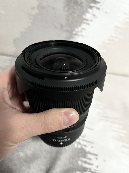 vand nikon z 17-28 2.8