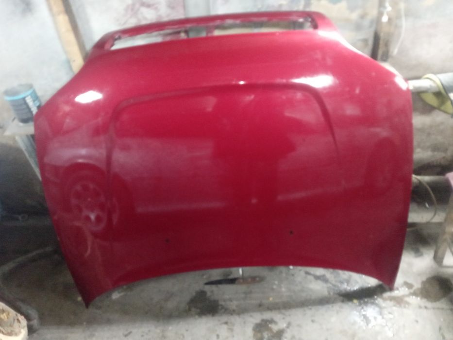 Продам капот Toyota Rav4