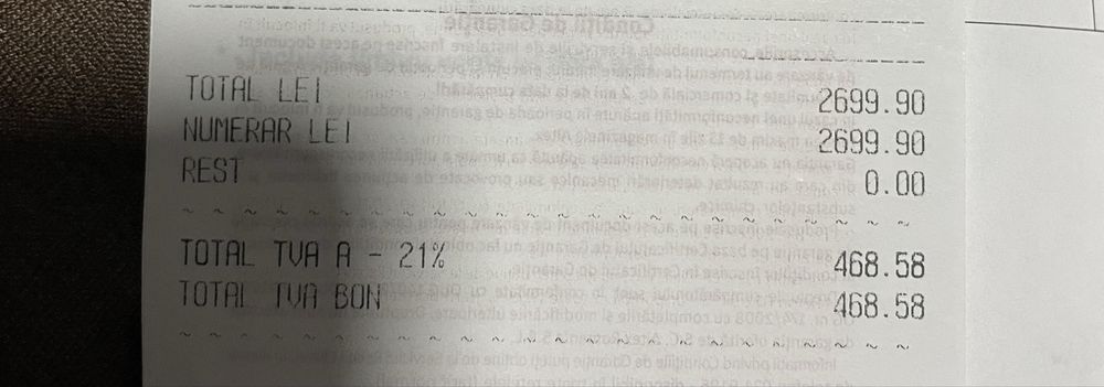 ps 5 de 1 T cu tot cu garantie!Plus un joc fifa 25