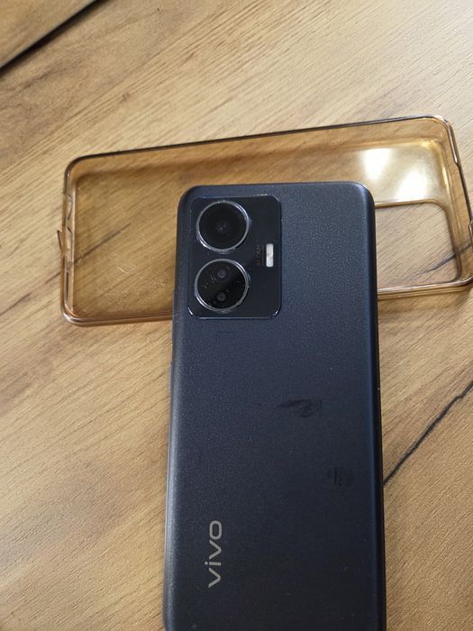 Смартфон Vivo Y55