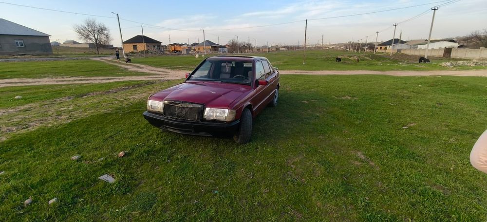 Продам мерс 190е