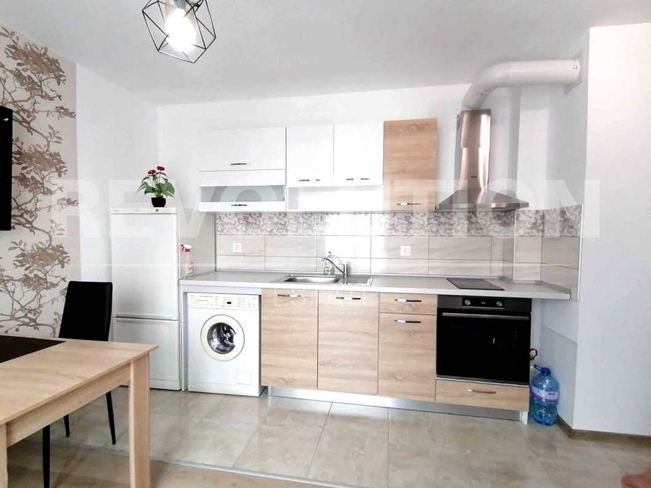 Дава се под наем Двустаен апартамент в Варна, Трошево - 60 кв.м за 448.8 € - Снимка #1