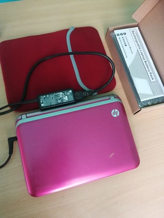 Нетбук 4 ядра. Новая батарея.