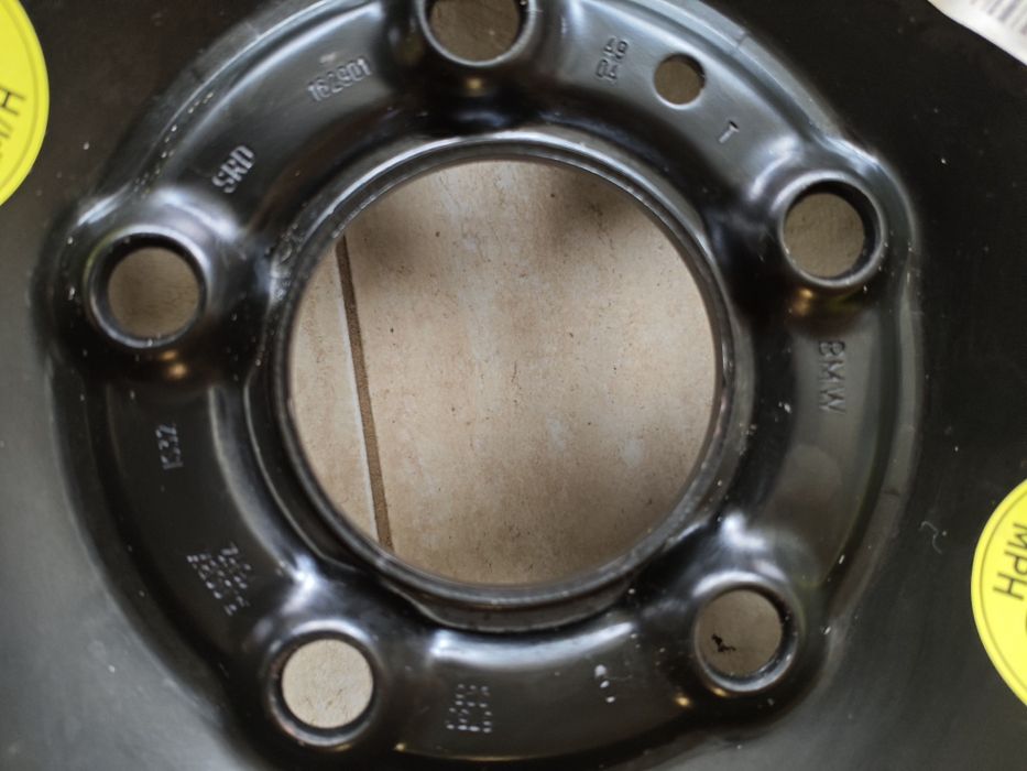 Резервна гума тип патерица BMW  16 ц