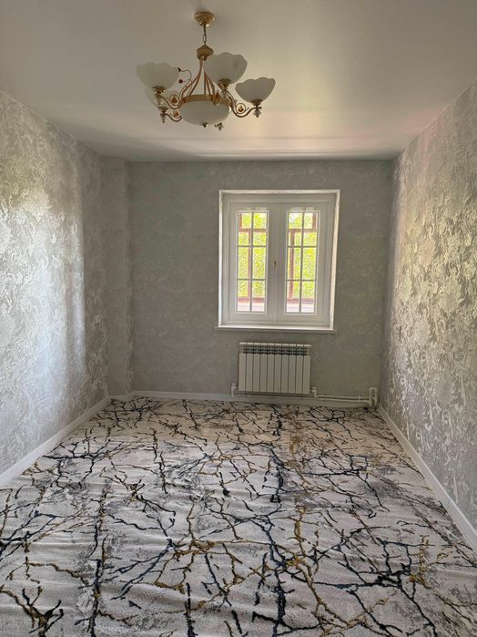 Квартира Продаётся Городе Кагане Центре  3 Комнатная 2 Этаж
