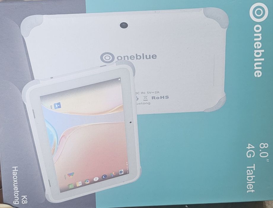 One blue 8. Planshet sotiladi. Yangi