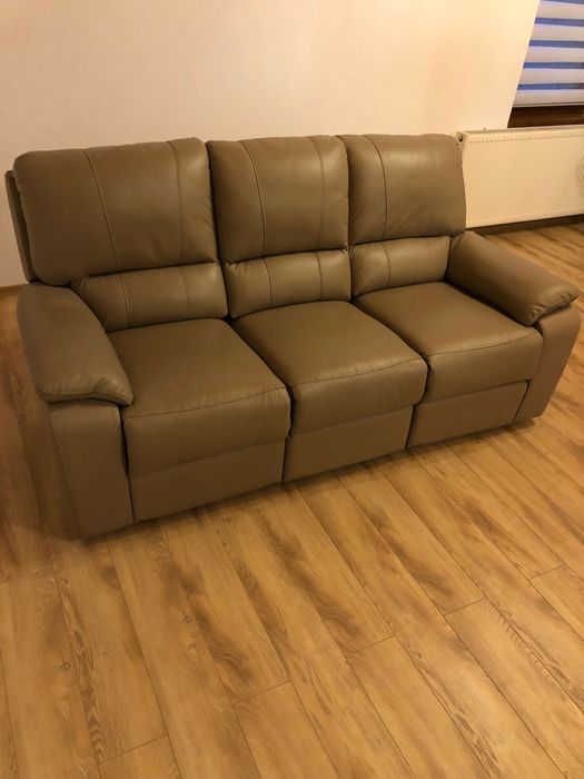 Canapea extensibila cu recliner , piele naturala !