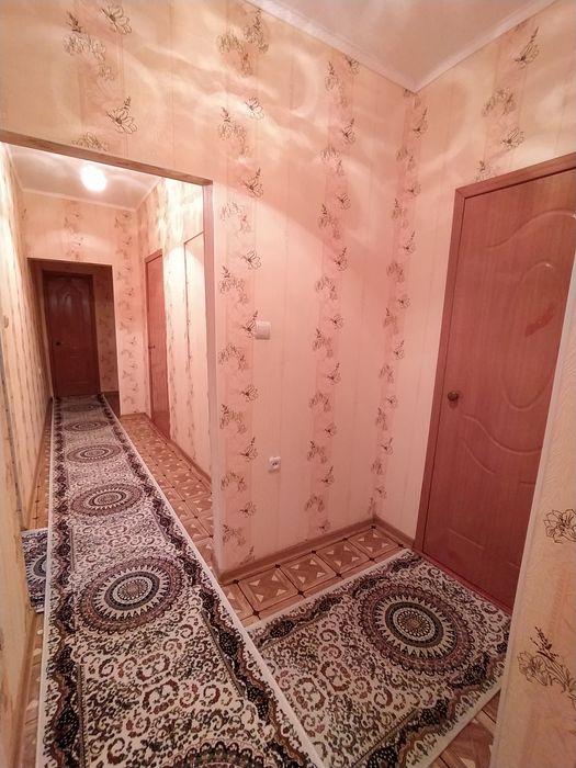 Продаётся 4 комнатная квартира,