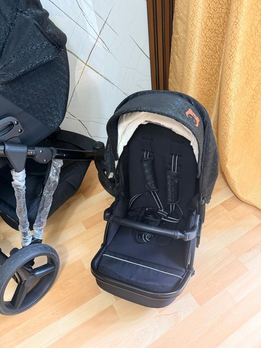Коляска 2 в 1 Ining baby