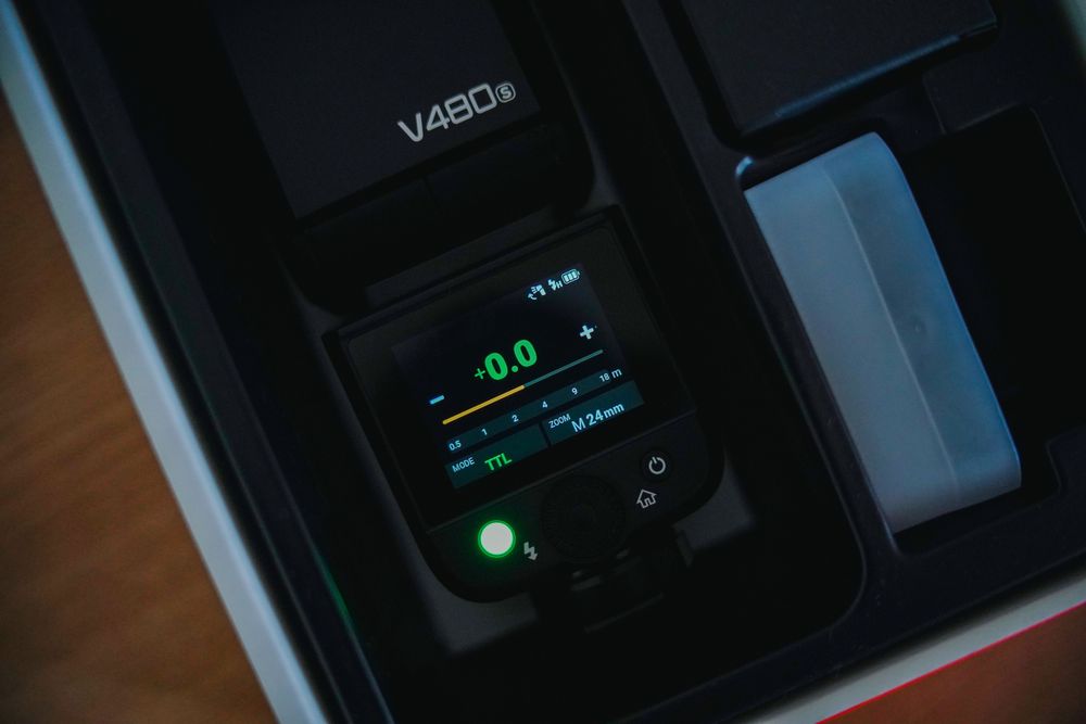 Blitz/Flashlight Godox v480s + 35 mm f1.8