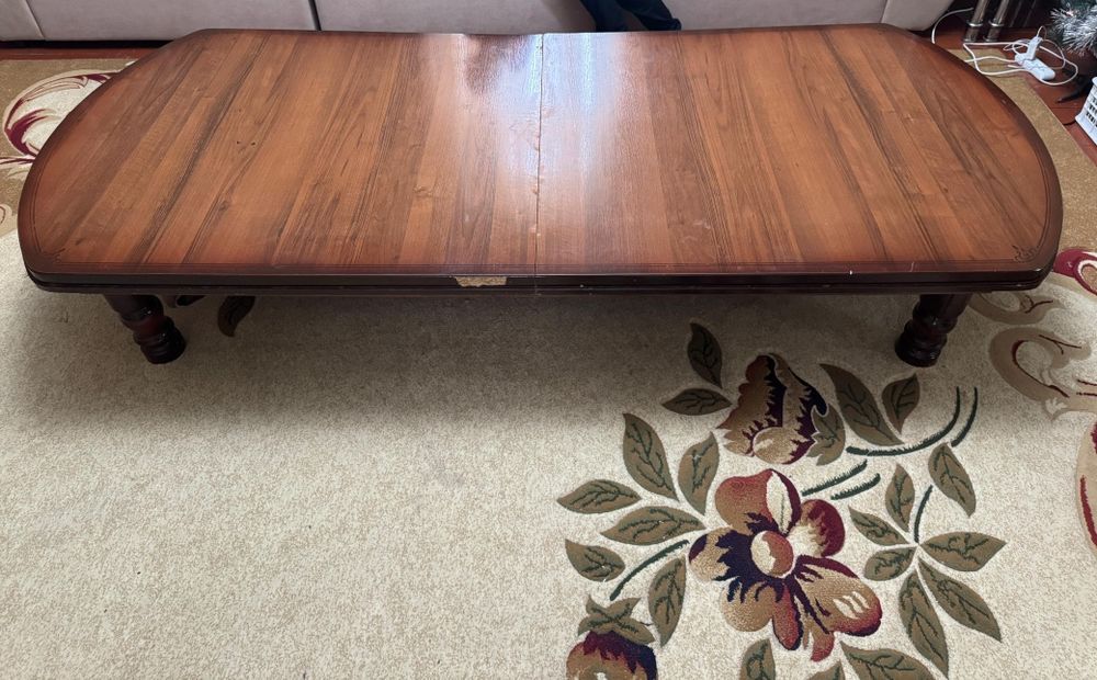 Залға арналған стол