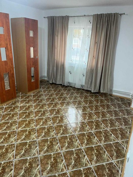 garsonieră de vânzare