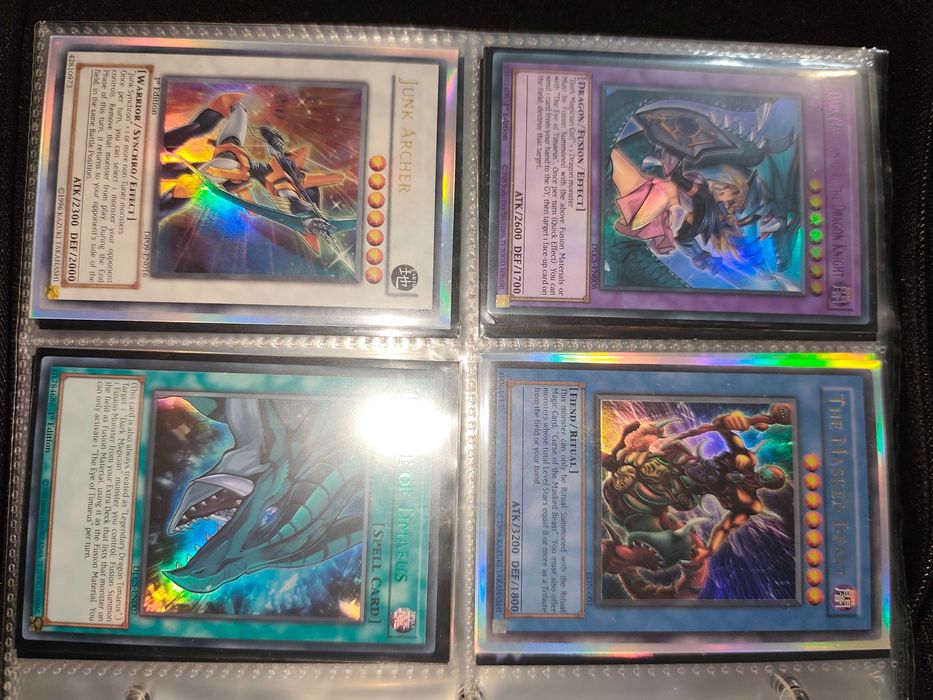 Предлагам yu gi oh карти