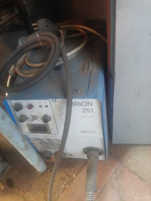 Инвенторен заваръчен апарат ORION 251