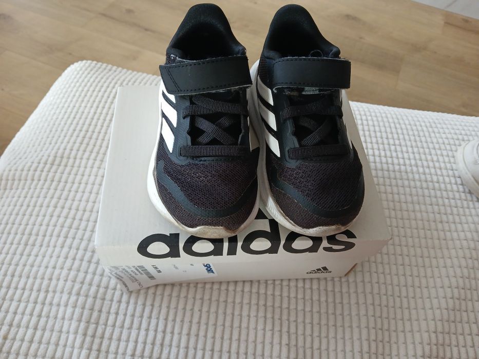 Бебешки маратонки Adidas, 21номер