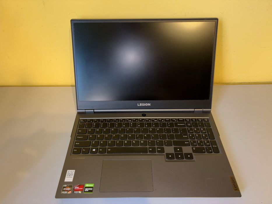 Laptop Gaming Lenovo 15ARH05H