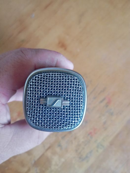 Микрофон Senheiser md21