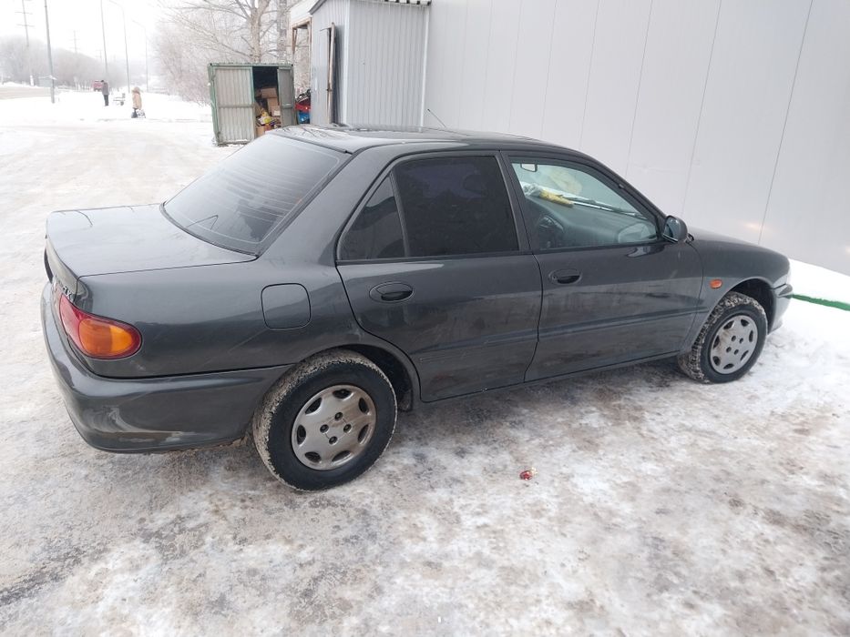 Митсубиси Лансер