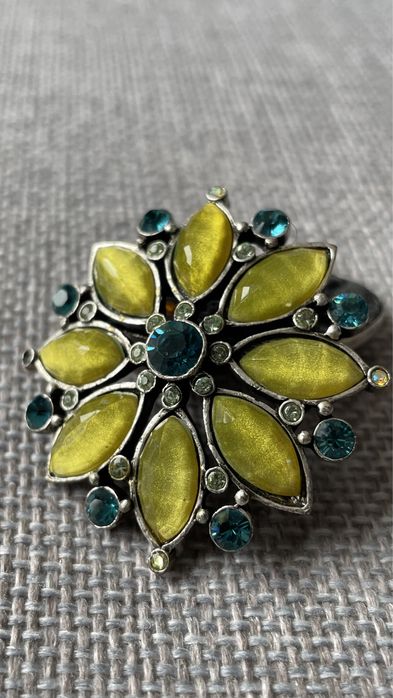 Брошка,брошки,фиба за коса за най-изтънчения вкус