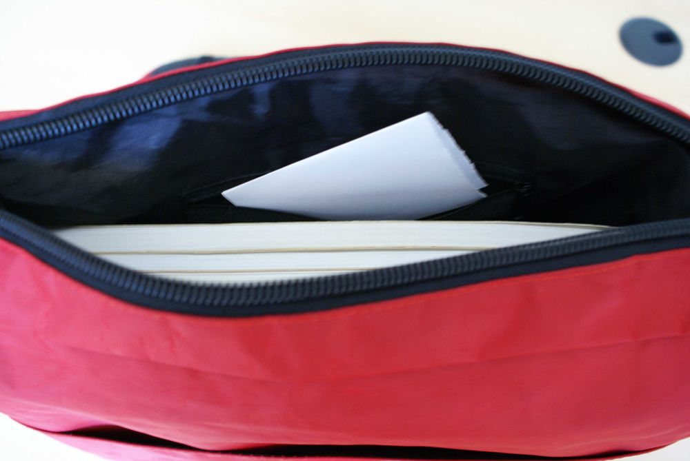 Servieta rosie din material textil