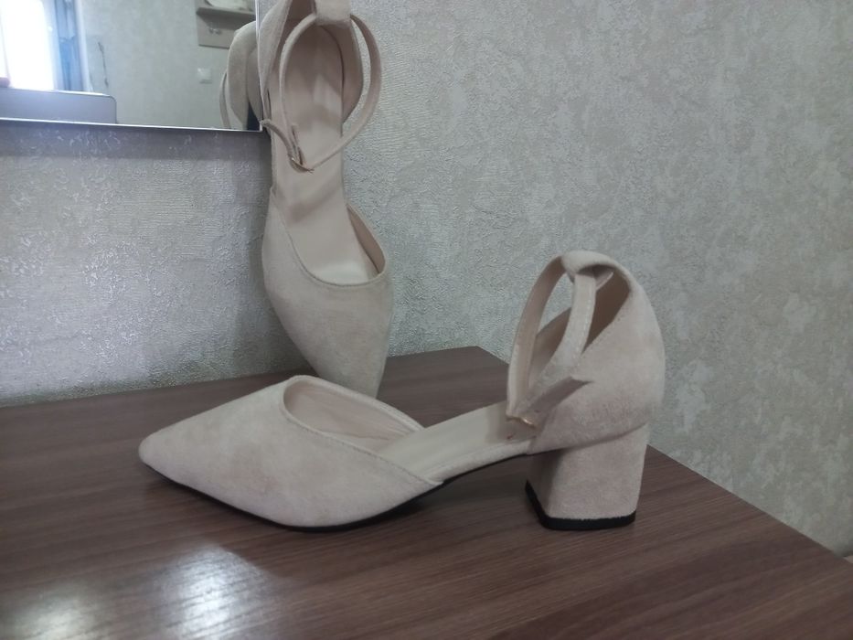 Продам новые туфли