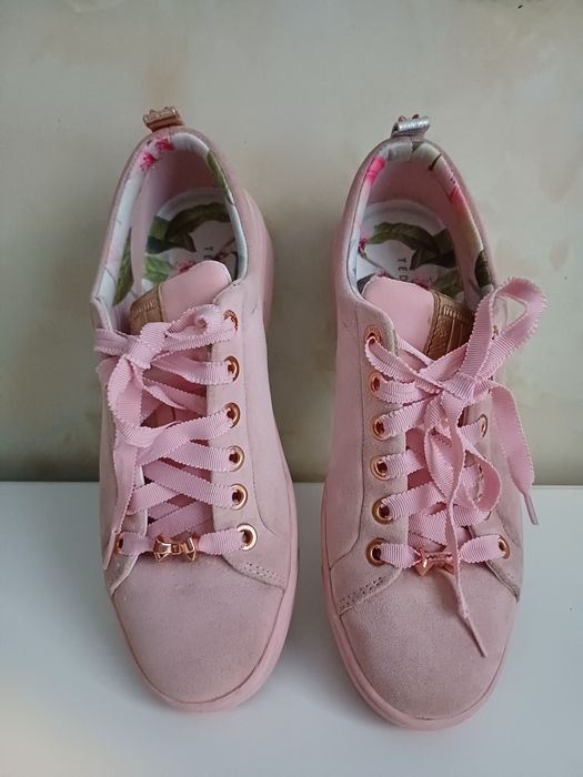 Massimo Dutti,  р.37,  маратонки Ted baker р.38