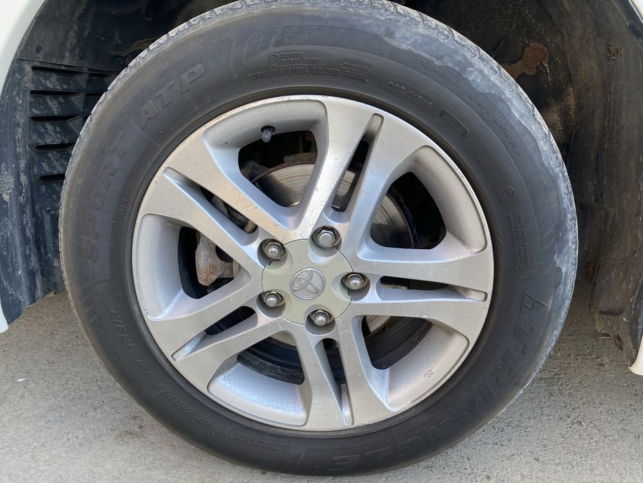 Диски с резиной на тойоту