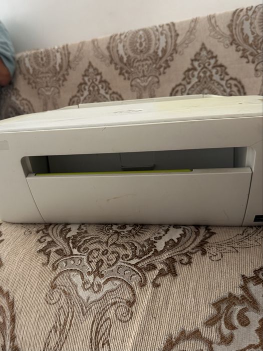 Продам принтер HP белый