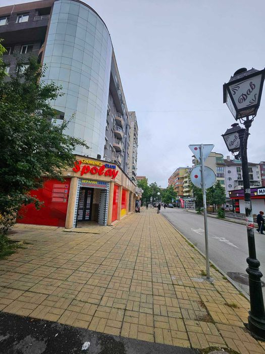 Продава се Двустаен апартамент в Русе, Възраждане - 80 кв.м за 1600 €/кв.м - Снимка #14