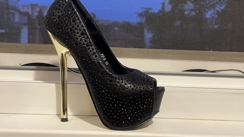 Голям лот от обувки и ботуши