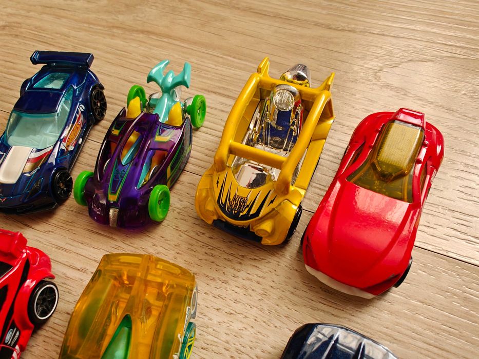 колички Hot Wheels - 11 бр общо