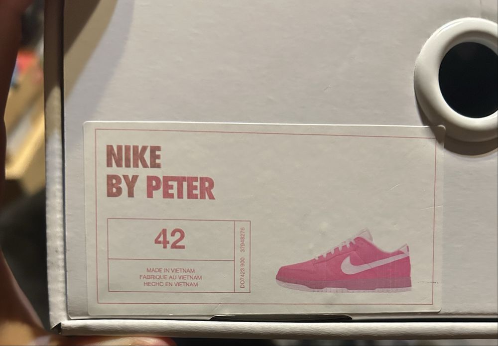 Nike нови обувки