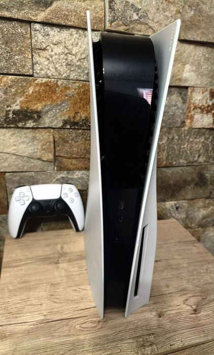 PlayStation 5 / Ps5 Disc Edition 1TB SSD cu +20 Jocuri + 1 Maneta Wireless + Accesorii Inlcuse