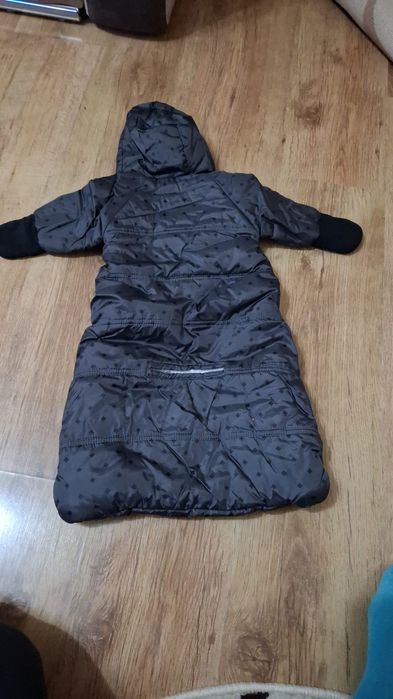 Geaca groasă bebeluș 4-6 luni