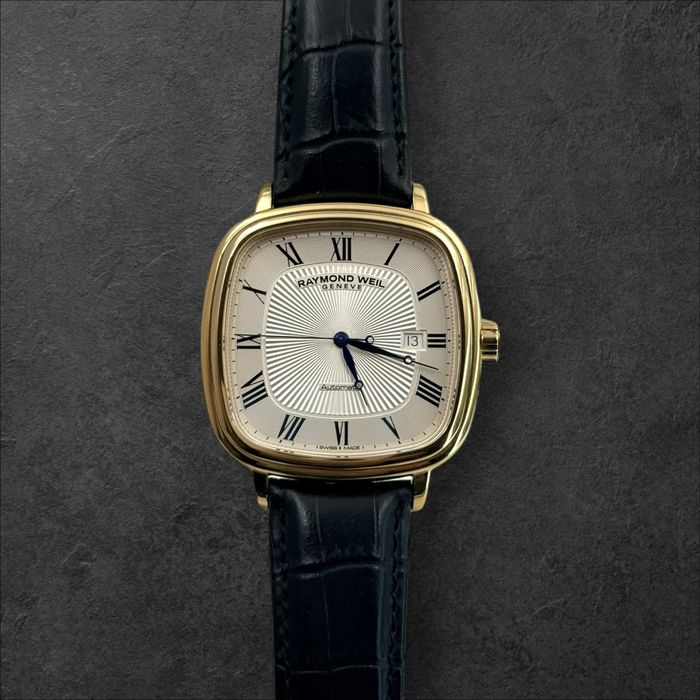 Raymond Weil Maestro Automatic RW4200 Gold Tone мъжки дрес часовник