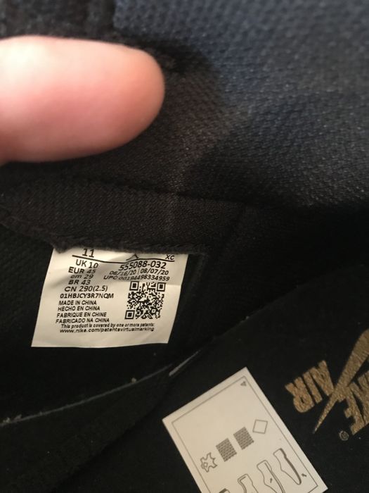 Air Jordan 1 High Metalic Gold