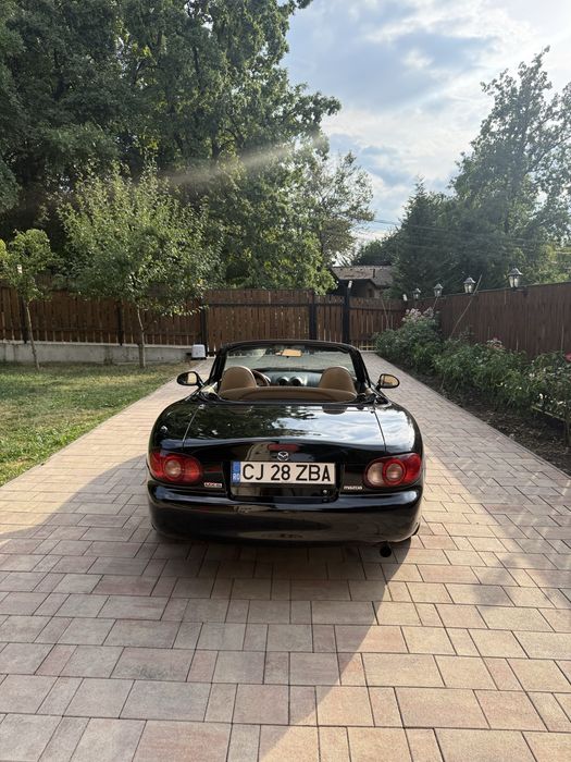 Mazda mx5 nb 2001, facelift, Nardi edition