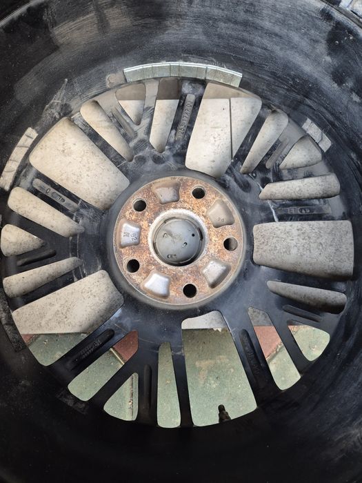 Продается  диски. Размер 215/55 R17