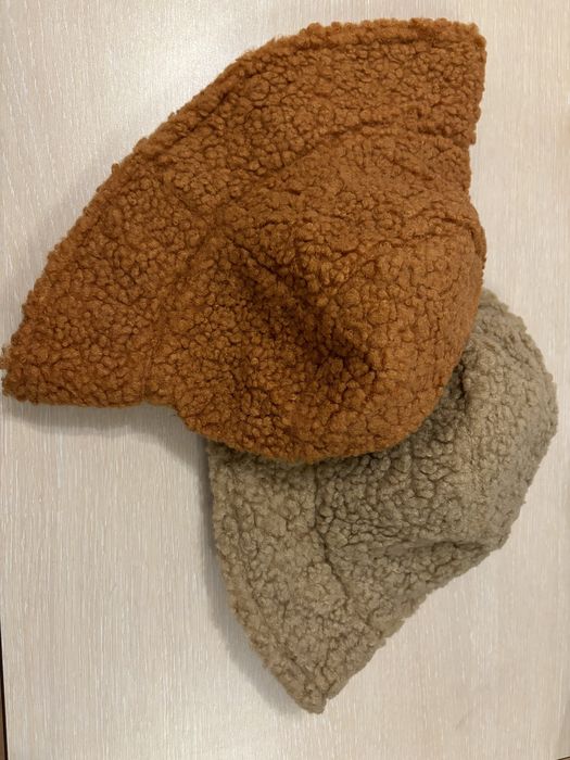 Шапка идиотка в два цвята