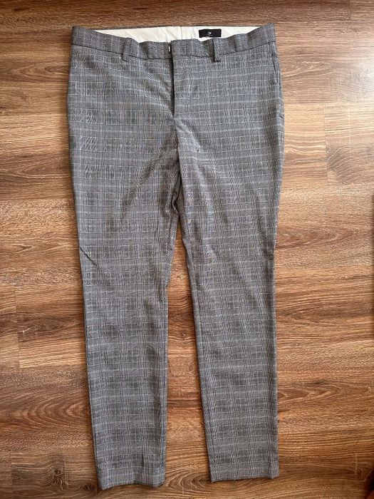 Елегантен мъжки панталон H&M, каре – Размер M (Slim Fit)