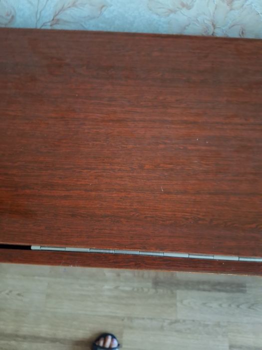 Стол - тумба полированная