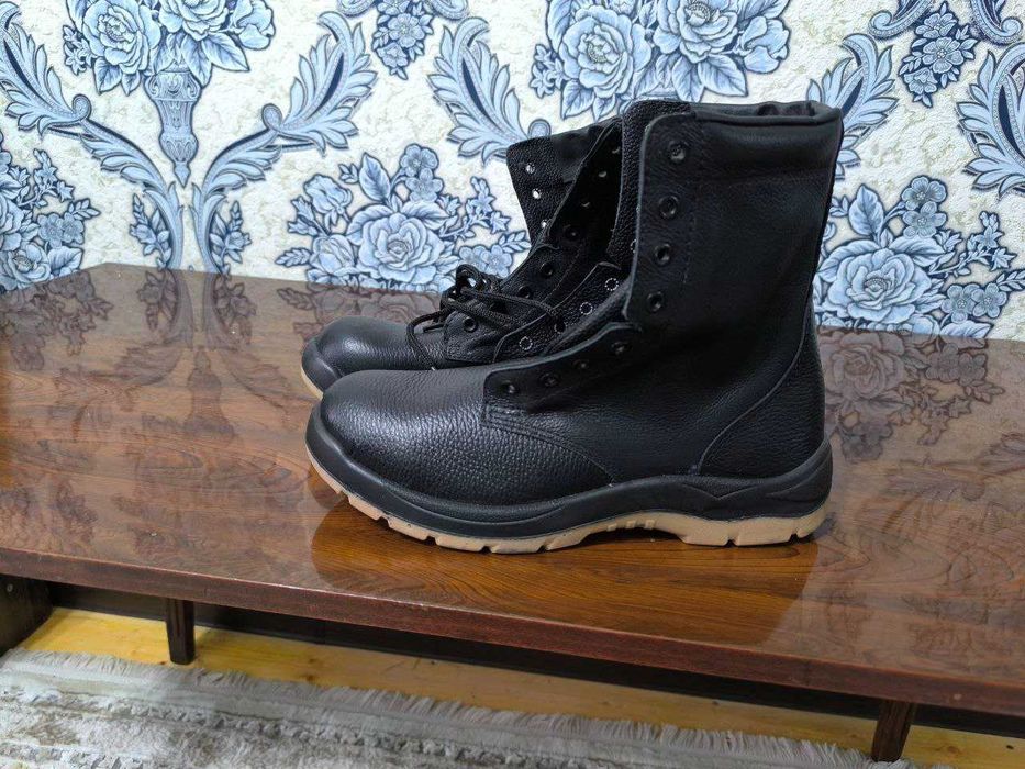 Спец обувь и зимняя спецодежда ( куртка )