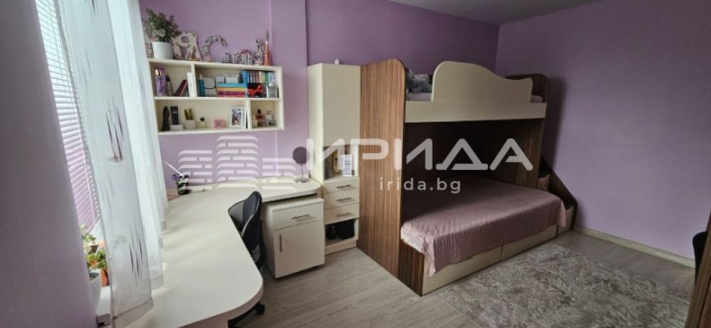 Нов тухлен тристаен до метро