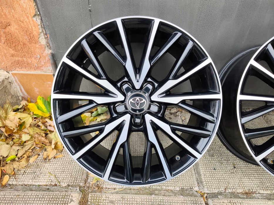 ОРИГИНАЛНИ джанти 18 ' цола 5x114,3 TOYOTA CH-R / Тойота ЕТ50 7J 60,1