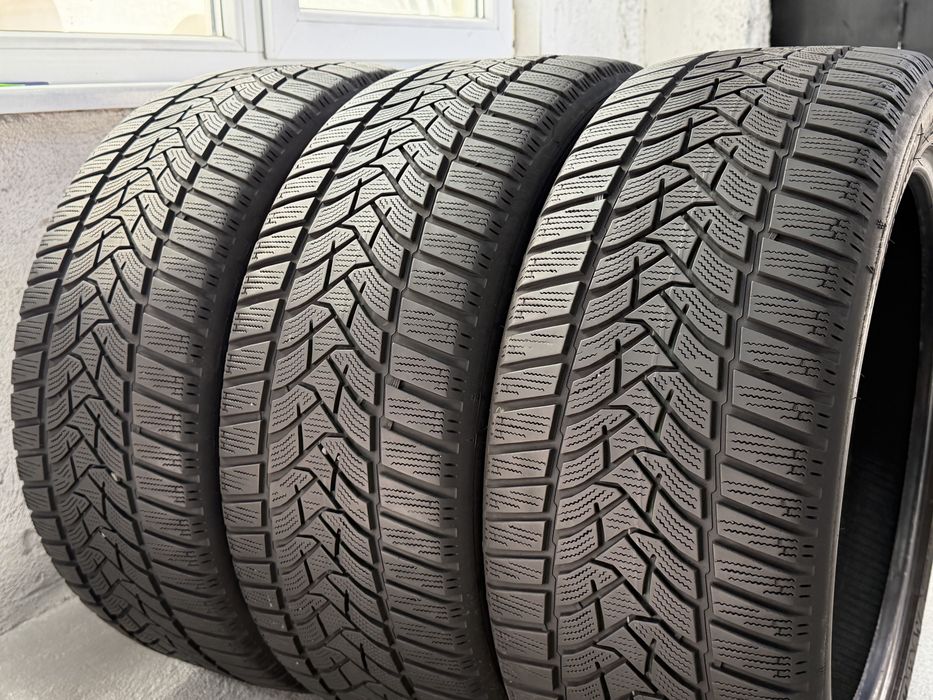 235/45/18 Goodyear 3Броя: 170€ 6мм