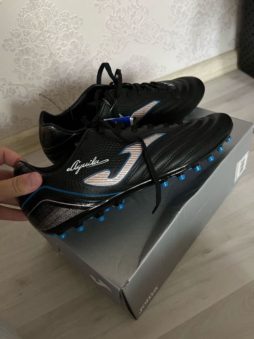 Продам сороконожки Joma